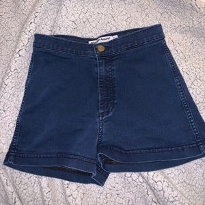 navy shorts